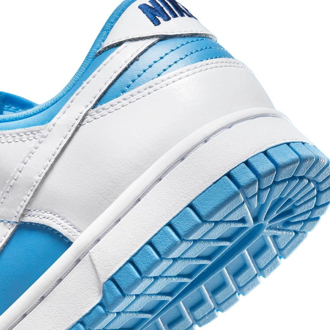 Nike Dunk Low - Reverse UNC (W)