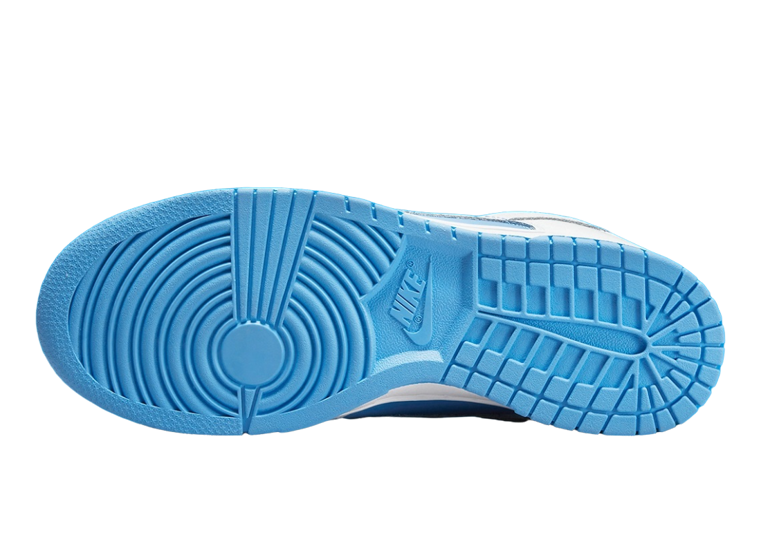 Nike Dunk Low - Reverse UNC (W)