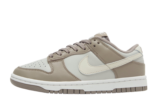 Nike Dunk Low - Bone Beige (W)