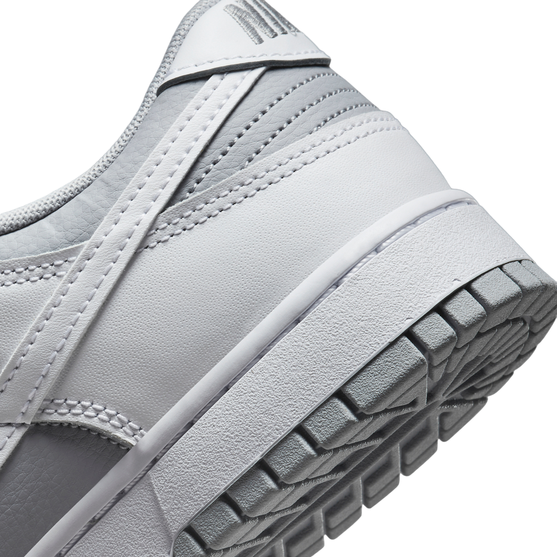 Nike Dunk Low - Grey/White "Reverse Two Tone"